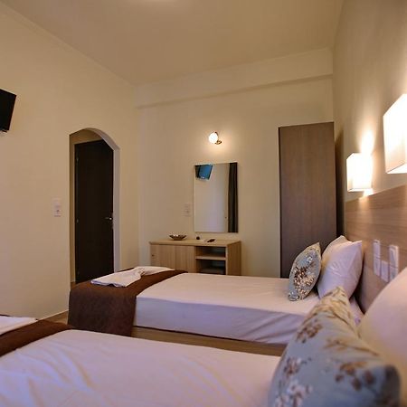 Aktaion Guest Rooms Skopelos stad Exteriör bild