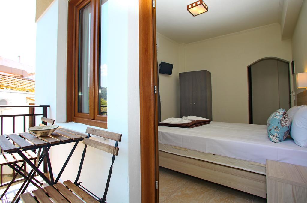 Aktaion Guest Rooms Skopelos stad Rum bild