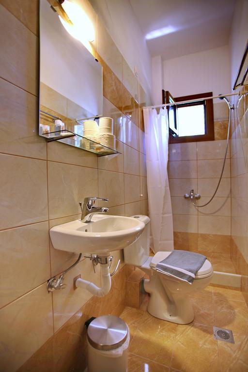 Aktaion Guest Rooms Skopelos stad Rum bild
