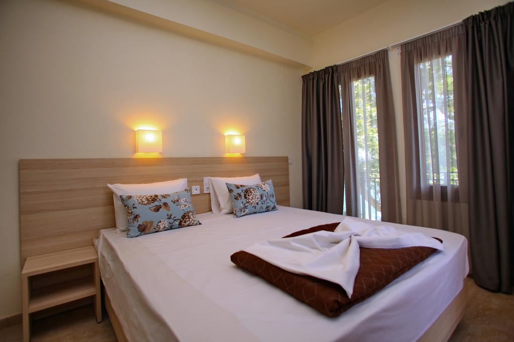 Aktaion Guest Rooms Skopelos stad Rum bild