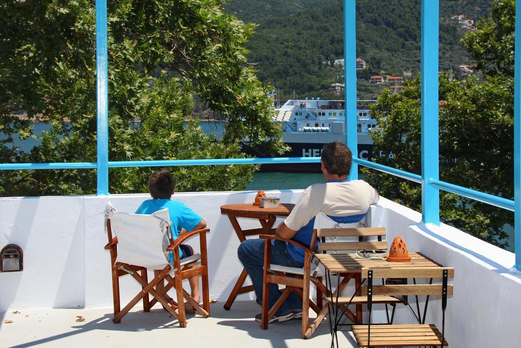 Aktaion Guest Rooms Skopelos stad Exteriör bild